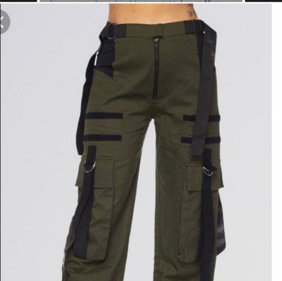 🔥 Hot & delicious, Green with black  cargo p… - Picture 3 of 9